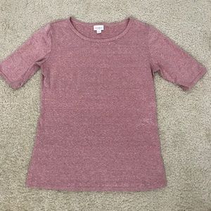 Small Lularoe Gigi Top